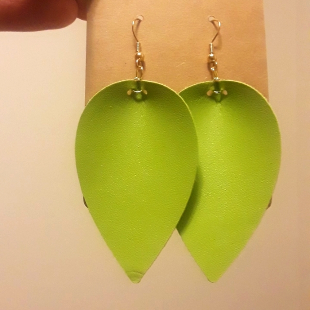 green pinch earrings